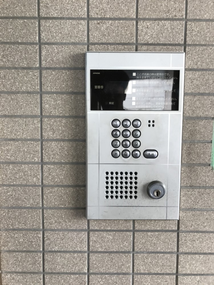 集合玄関機更新前